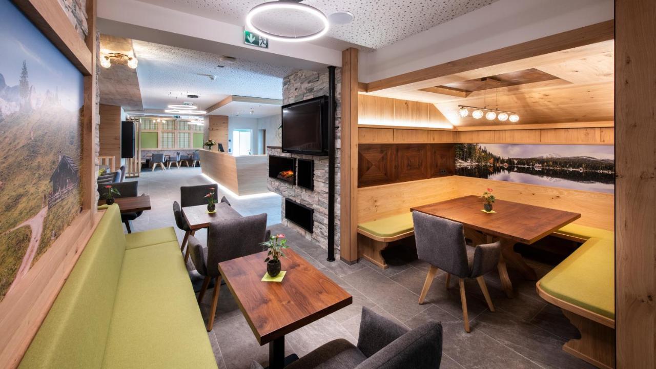 Landhotel Kirchenwirt Unken Exteriör bild