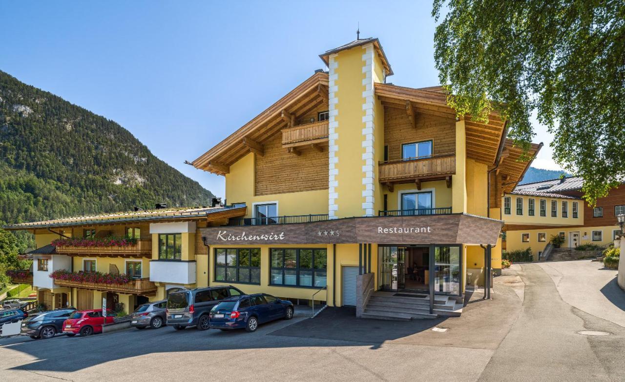 Landhotel Kirchenwirt Unken Exteriör bild