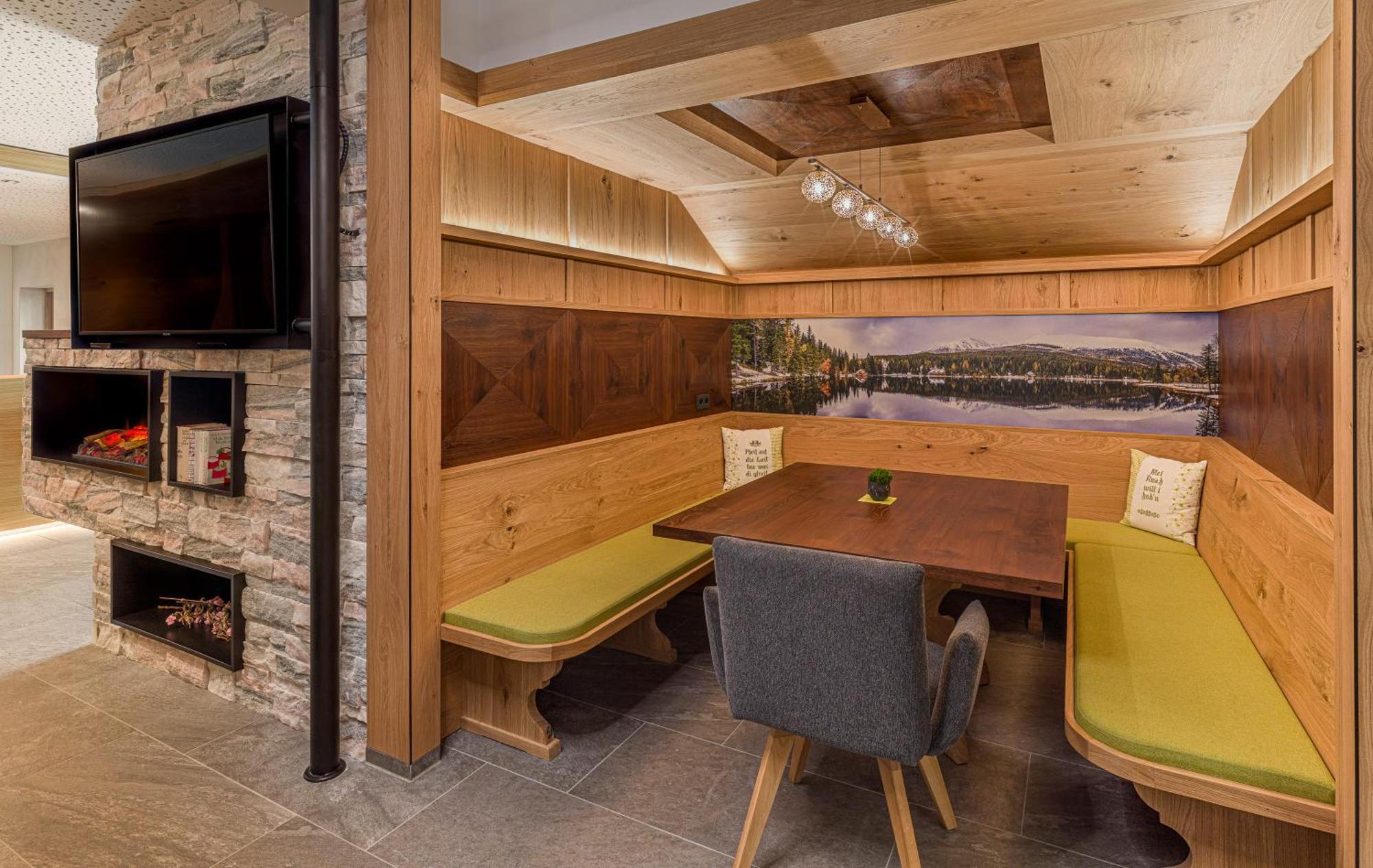 Landhotel Kirchenwirt Unken Exteriör bild